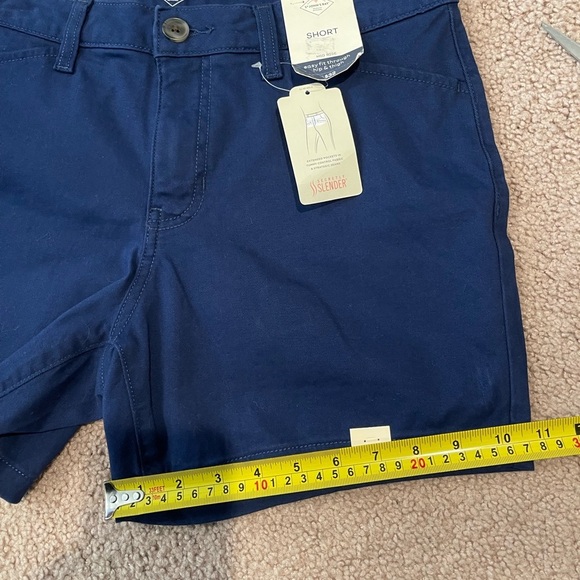 Women's ST JOHN's BAY American Navy short Mid-Rise - Picture 6 of 10